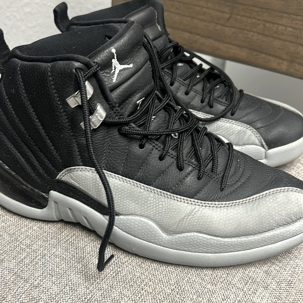 Air Jordan 12 Retro Barons Sneakers - size 8.